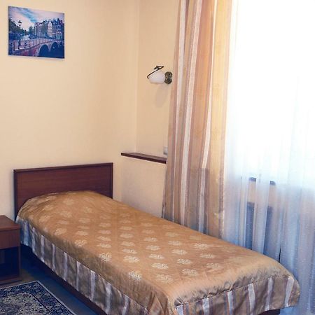 Gostinitsa Nica Barnaul Hotel Ngoại thất bức ảnh