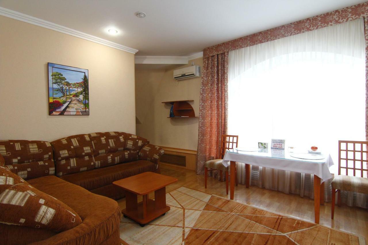 Gostinitsa Nica Barnaul Hotel Ngoại thất bức ảnh